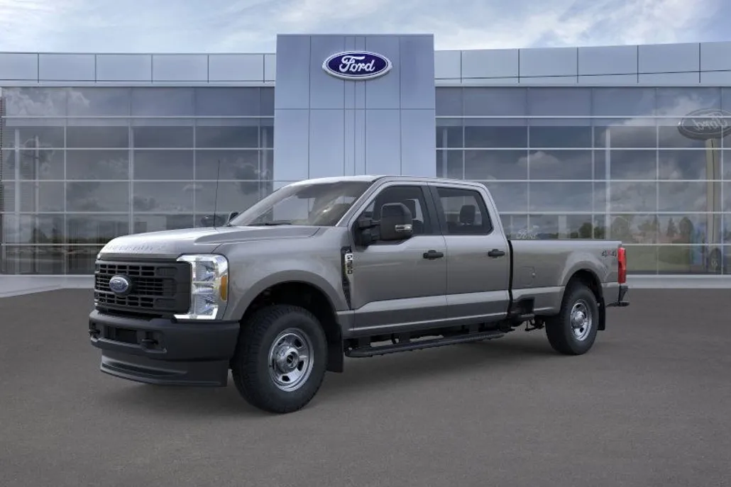 2025 Ford F-350 XL photo 1