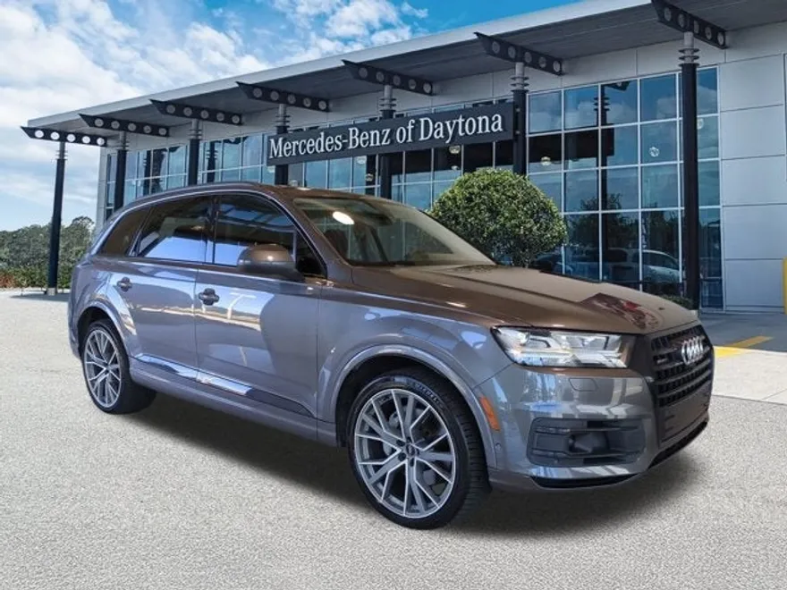 2019 Audi Q7 Prestige photo 1