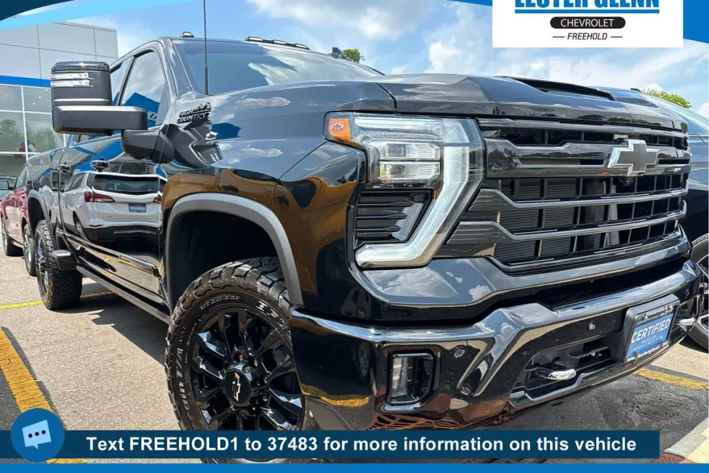 2025 Chevrolet Silverado 2500HD High Country photo 1
