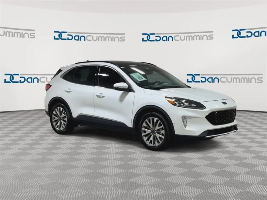 2020 Ford Escape Titanium photo 1