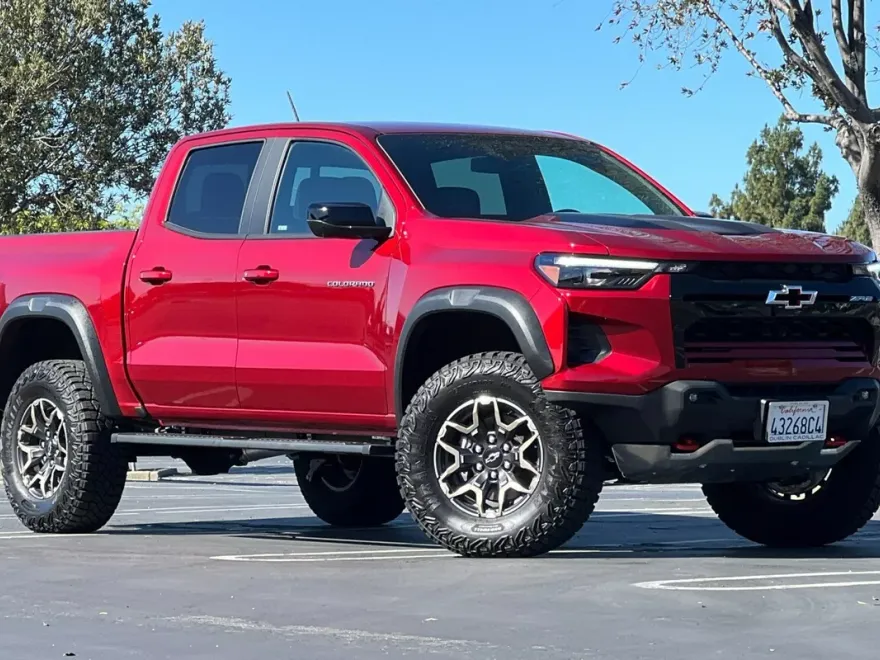 2024 Chevrolet Colorado ZR2 photo 1