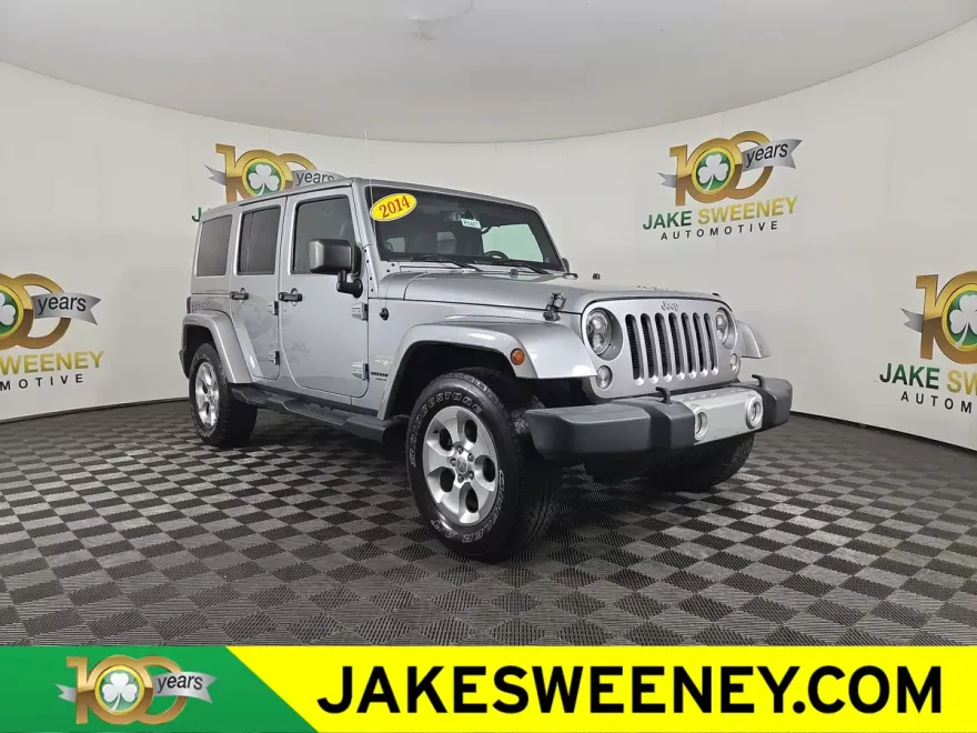2014 Jeep Wrangler Unlimited Sahara photo 1