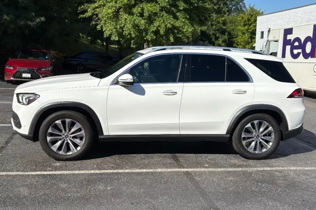 2022 Mercedes Benz GLE 350 photo 1