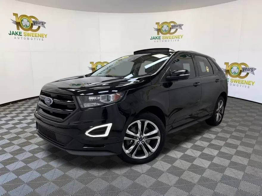 2016 Ford Edge Sport photo 1