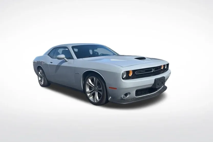 2022 Dodge Challenger R/T photo 1
