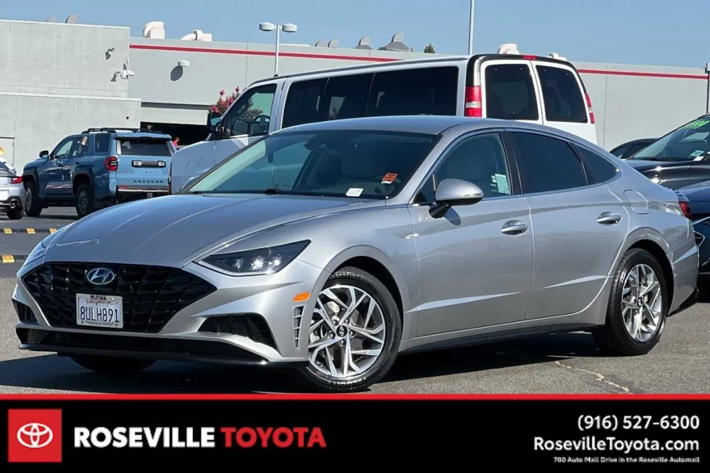 2020 Hyundai Sonata SE photo 1