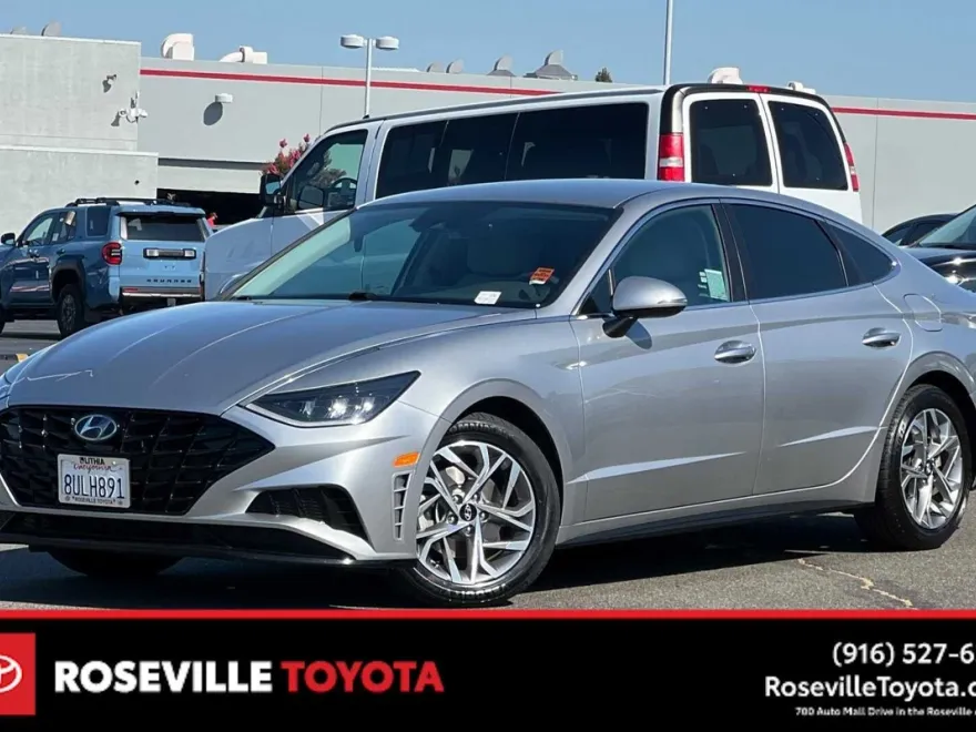 2020 Hyundai Sonata SE photo 1