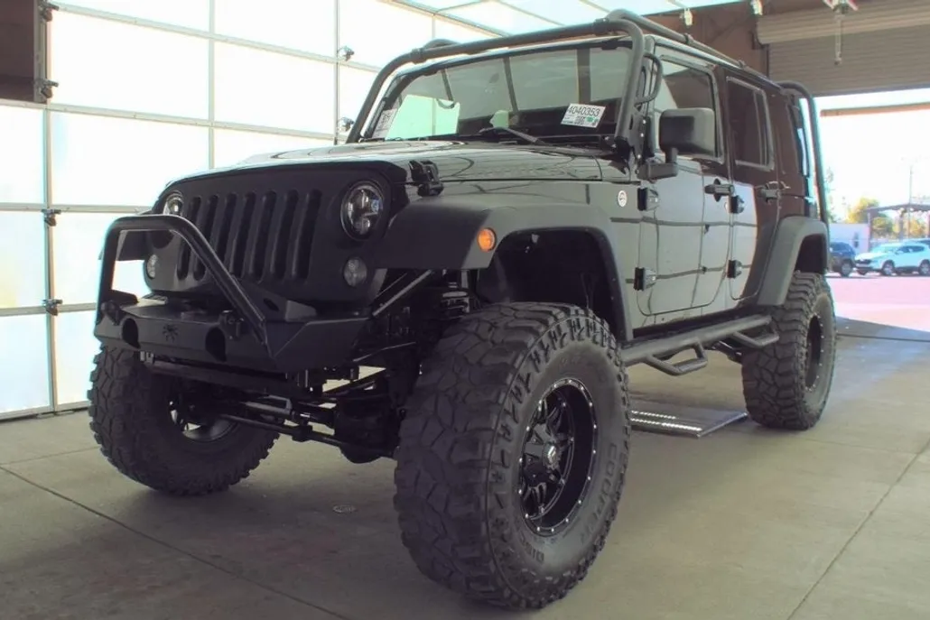 2015 Jeep Wrangler Unlimited Rubicon High Tide photo 1