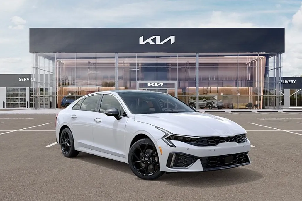 2026 Kia K5 GT-Line photo 1