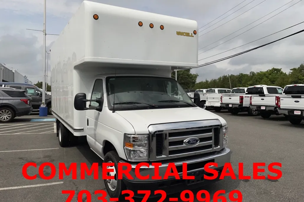 2025 Ford E-350 photo 1