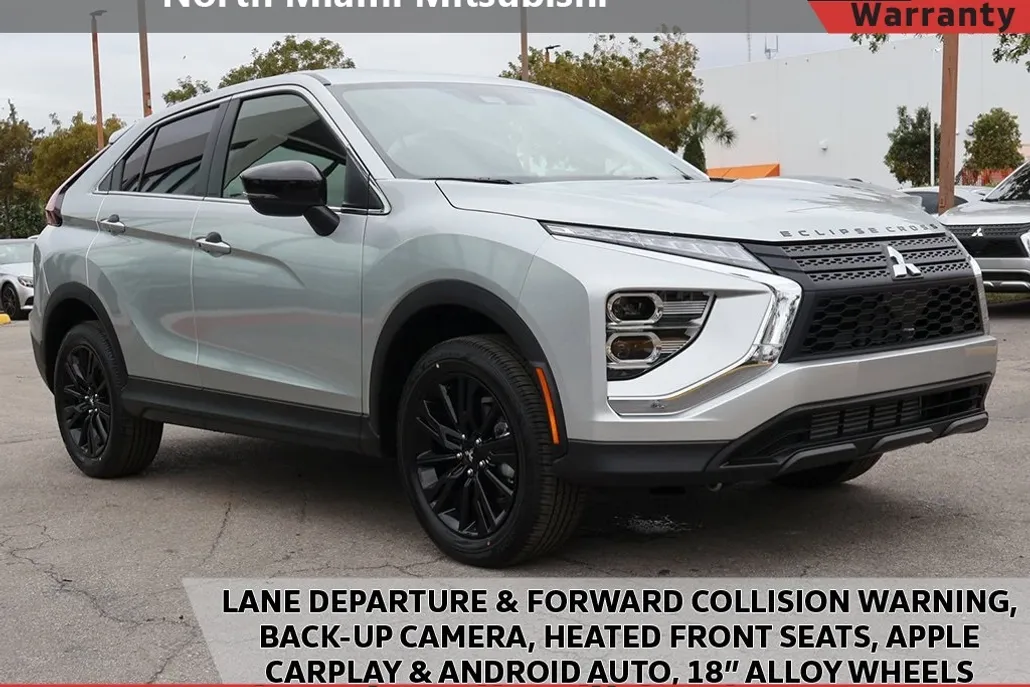 2025 Mitsubishi Eclipse Cross LE photo 1