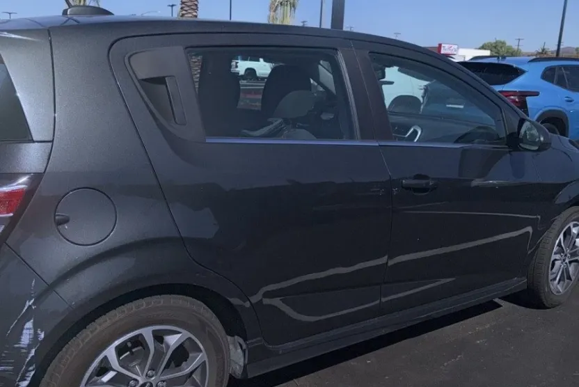 2020 Chevrolet Sonic LT photo 1