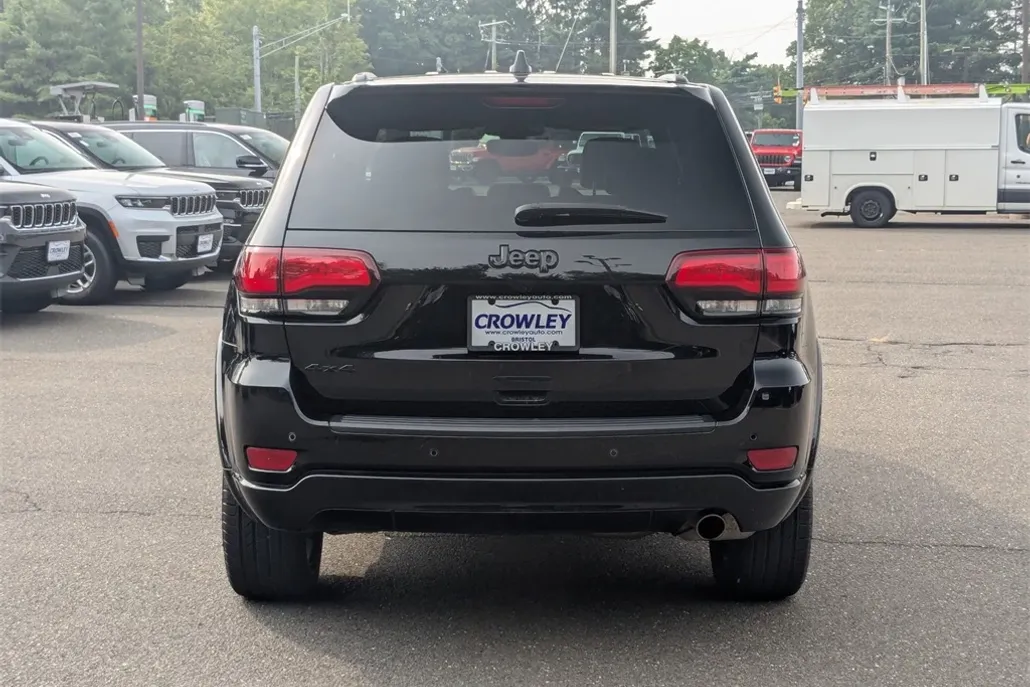 2022 Jeep Cherokee Laredo X photo 1