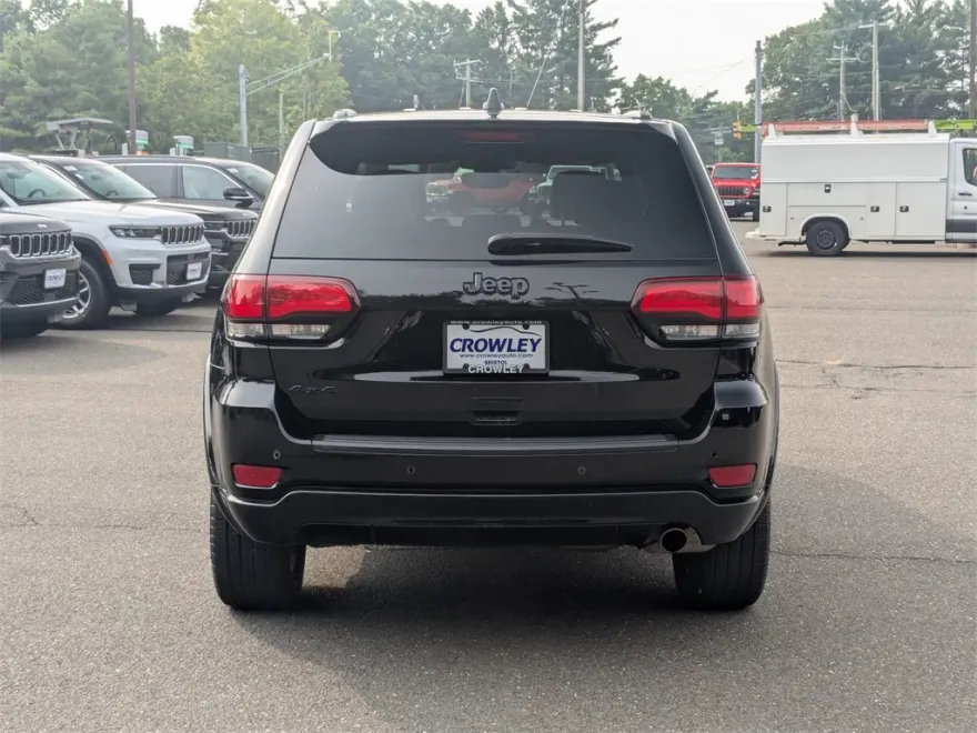 2022 Jeep Cherokee Laredo X photo 1