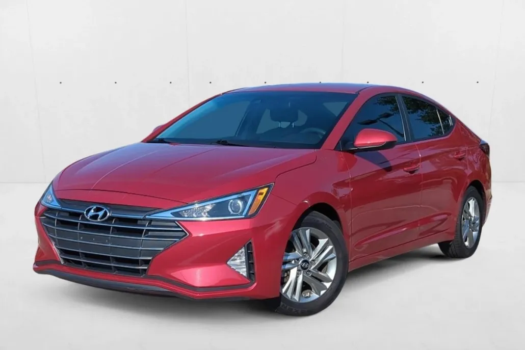 2019 Hyundai Elantra SEL photo 1