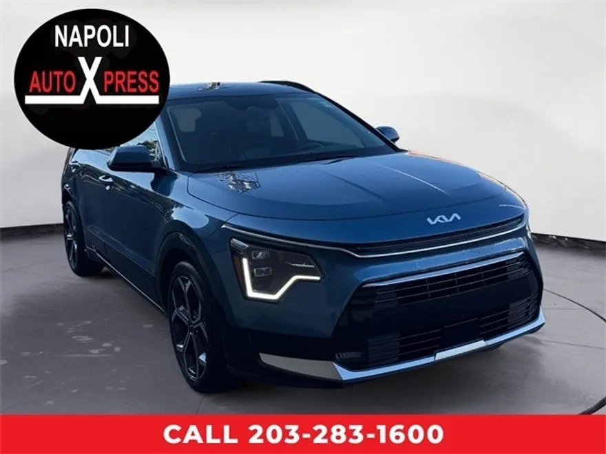 2023 Kia Niro SX Touring photo 1