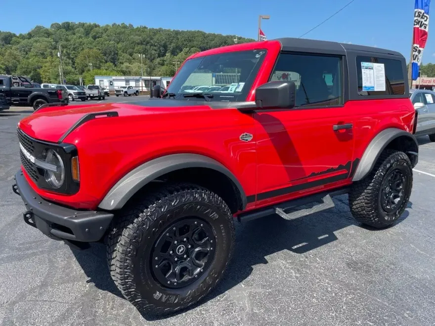 2023 Ford Bronco Wildtrak photo 1