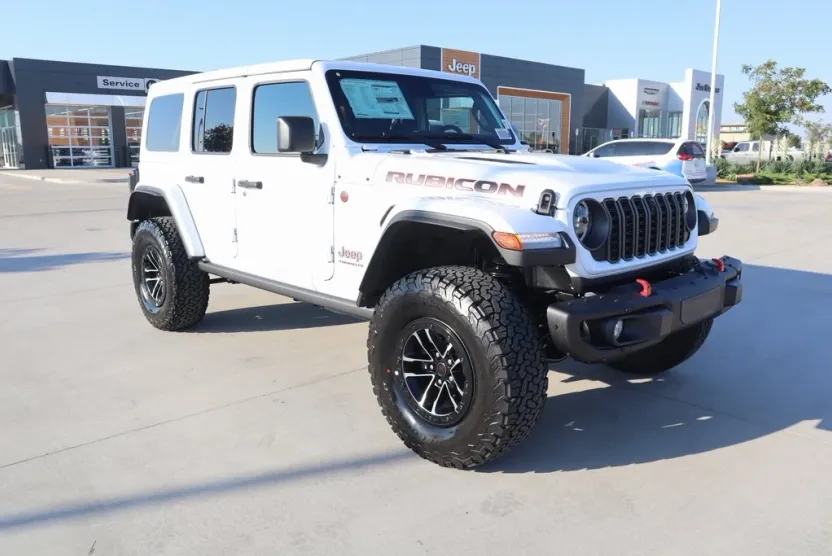 2025 Jeep Wrangler Rubicon X photo 1