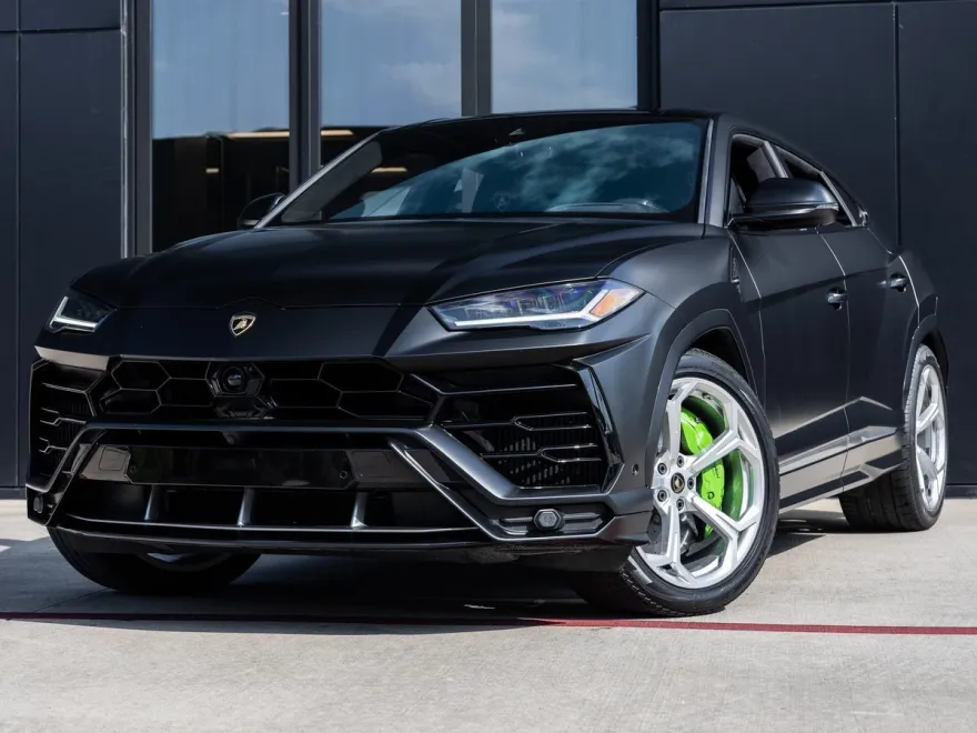 2021 Lamborghini Urus photo 1