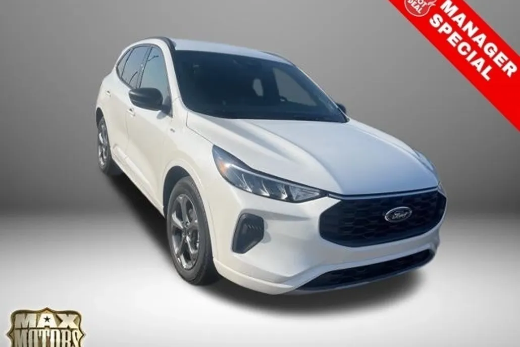 2024 Ford Escape ST-Line photo 1