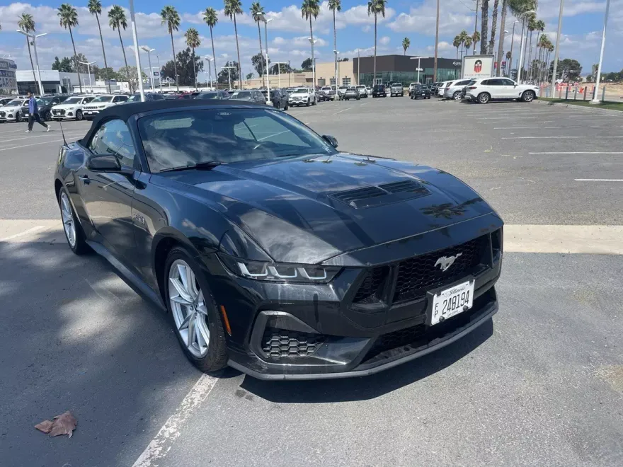 2024 Ford Mustang GT Premium Convertible photo 1