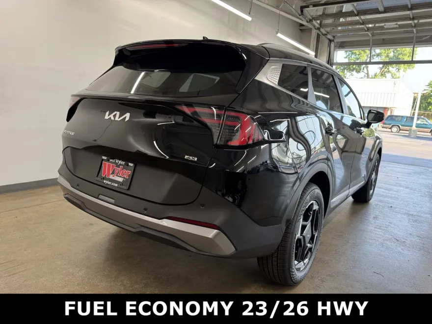 2026 Kia Sportage EX photo 1