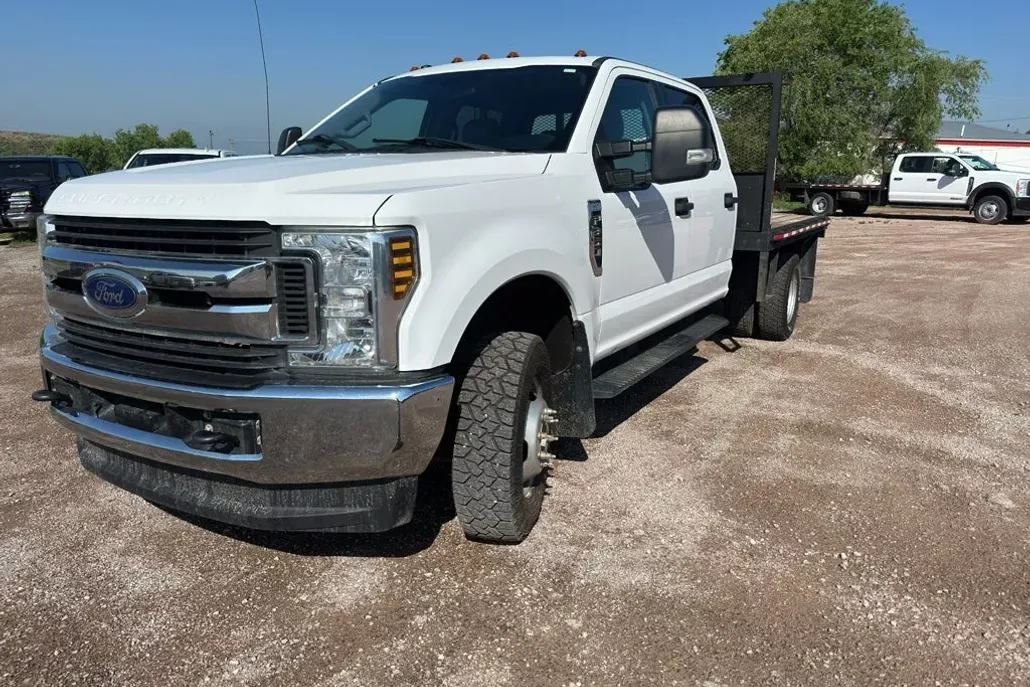2018 Ford F-350 XL photo 1