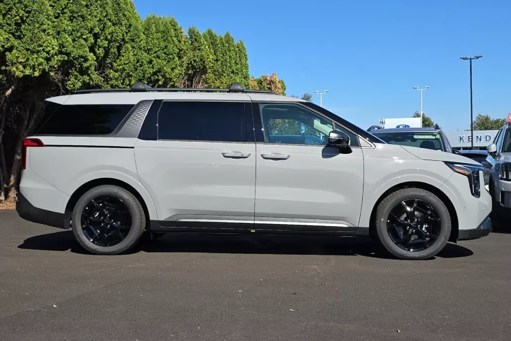 2026 Kia Carnival SX Prestige photo 1
