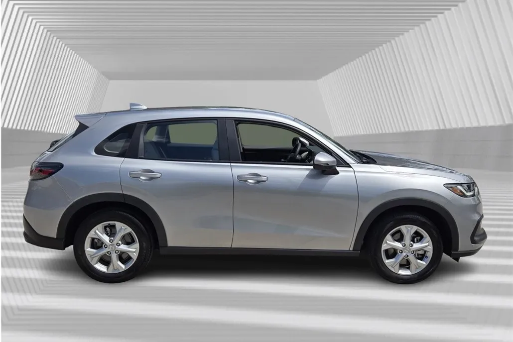 2024 Honda HR-V LX photo 1