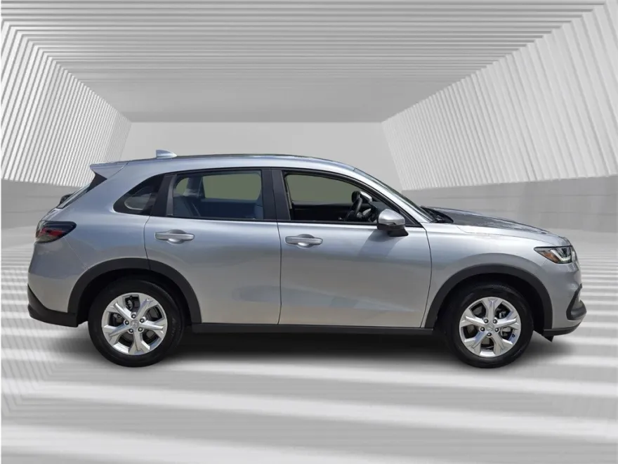 2024 Honda HR-V LX photo 1