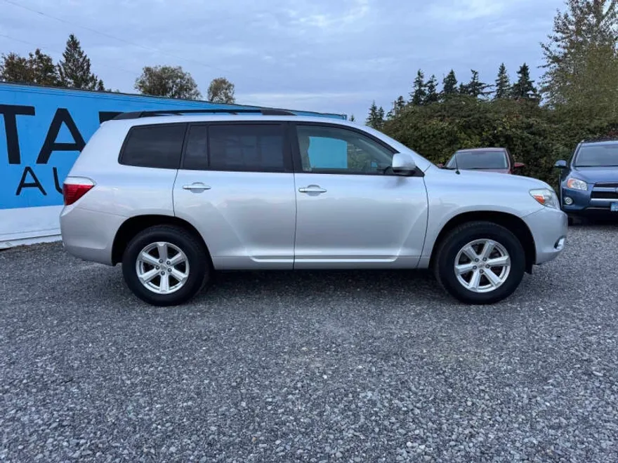 2008 Toyota Highlander Base photo 1