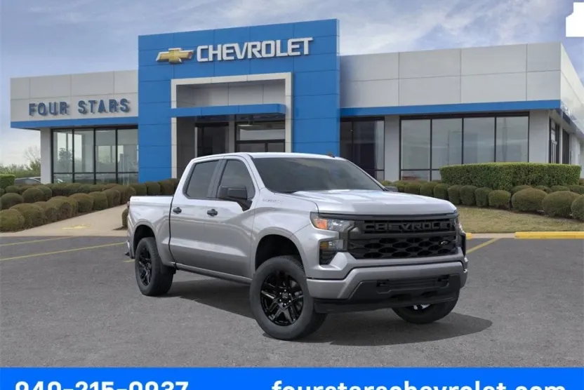 2026 Chevrolet Silverado 1500 Custom photo 1