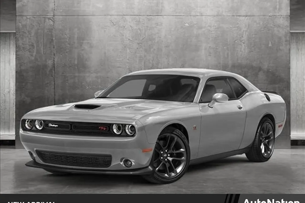 2023 Dodge Challenger R/T Scat Pack photo 1