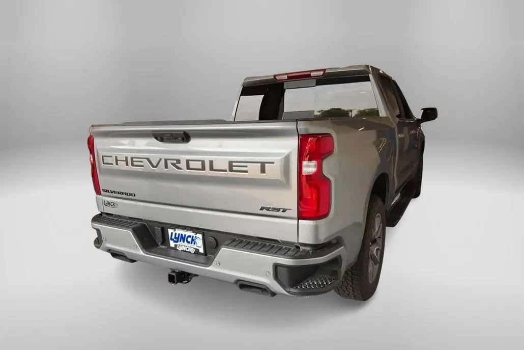 2026 Chevrolet Silverado 1500 RST photo 1