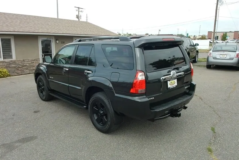 2009 Toyota 4Runner SR5 photo 1