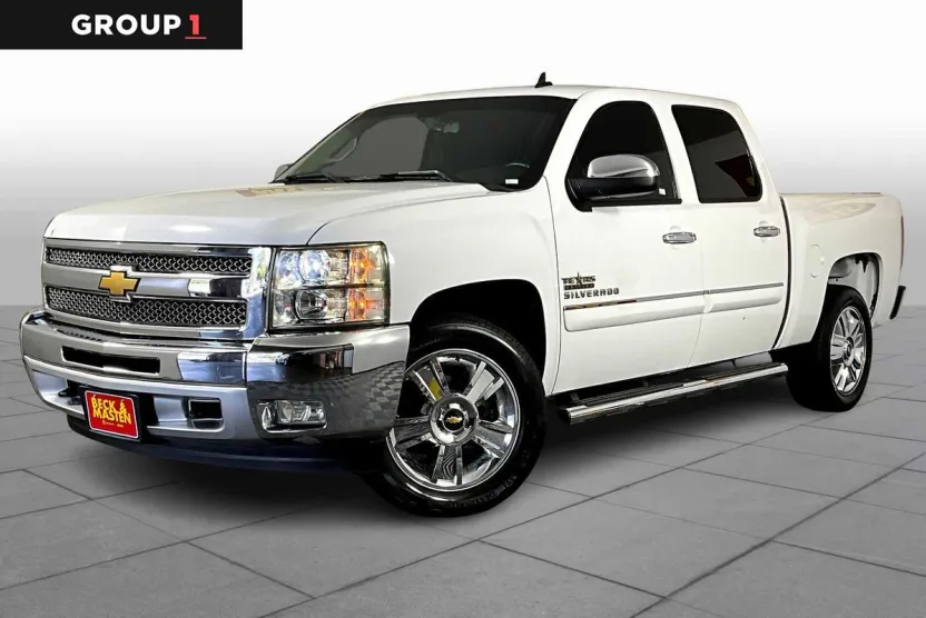 2012 Chevrolet Silverado 1500 LT photo 1
