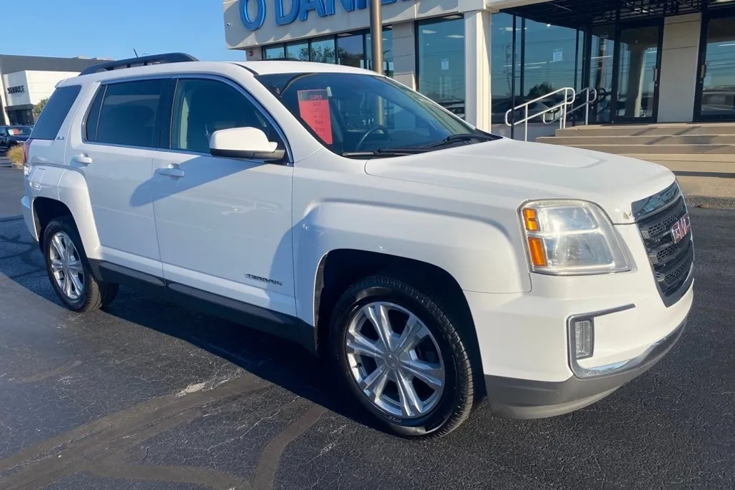 2017 Gmc Terrain SLE photo 1