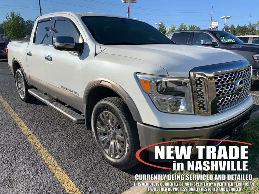 2018 Nissan Titan Platinum Reserve photo 1