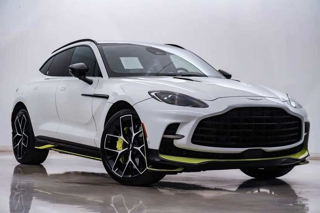 2025 Aston Martin DBX AM8 DBX707 photo 1
