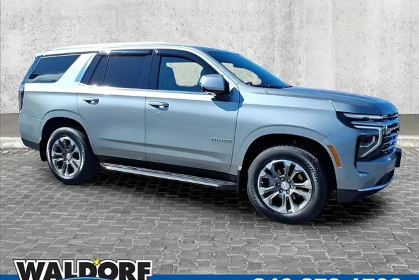 2025 Chevrolet Tahoe LT photo 1
