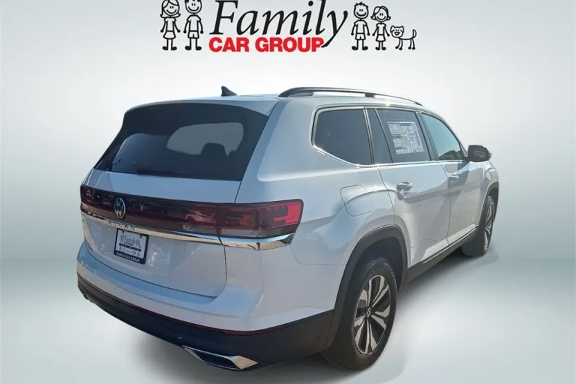 2026 Volkswagen Atlas SE photo 1