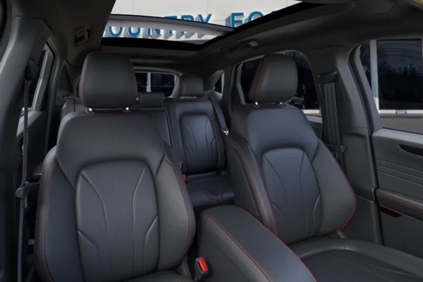 2025 Ford Escape ST-Line Elite photo 1