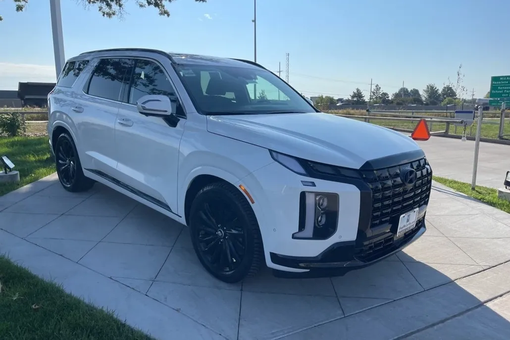 2025 Hyundai Palisade Calligraphy photo 1
