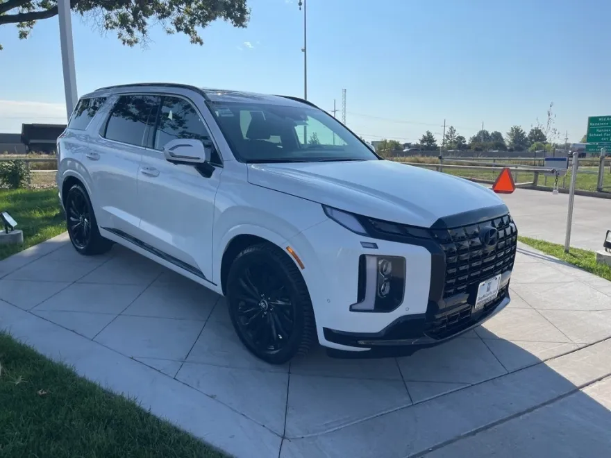 2025 Hyundai Palisade Calligraphy photo 1