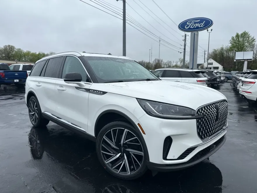 2025 Lincoln Aviator Reserve photo 1