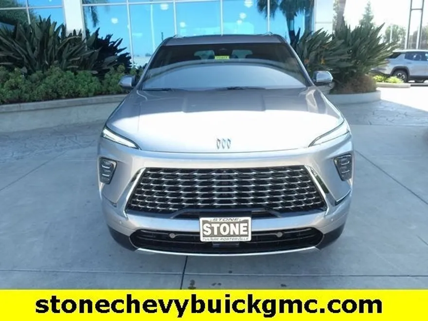 2026 Buick Enclave Avenir photo 1