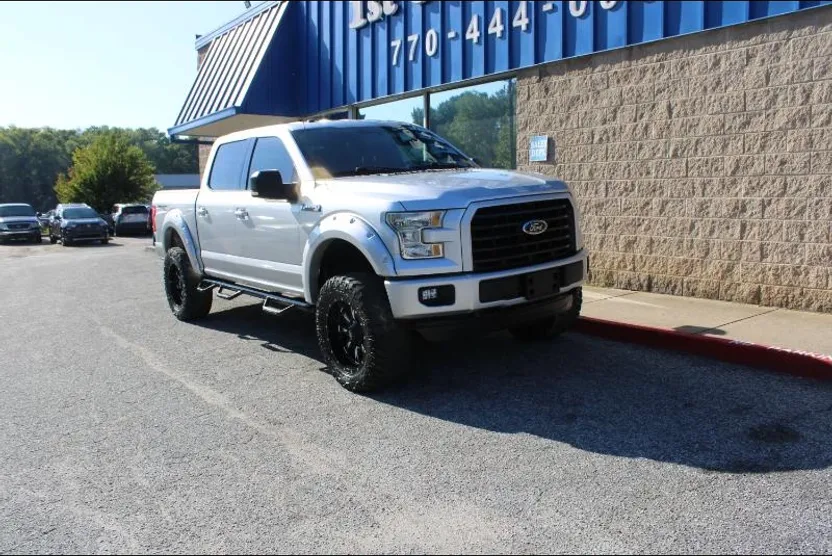 2015 Ford F-150 XLT photo 1