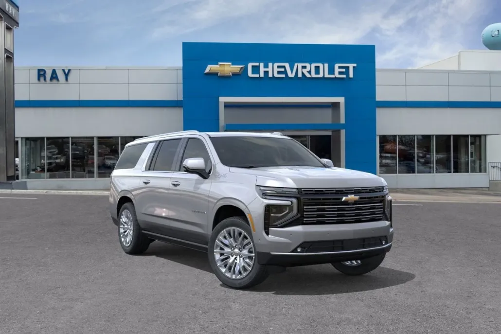 2025 Chevrolet Suburban High Country photo 1