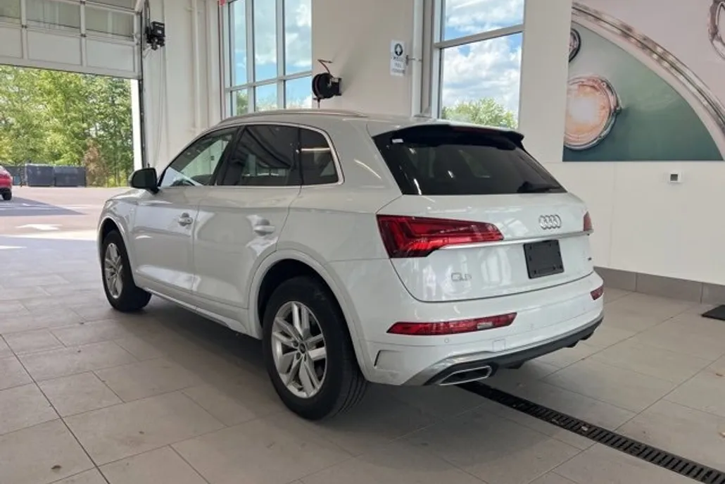 2022 Audi Q5 45 S line Premium photo 1