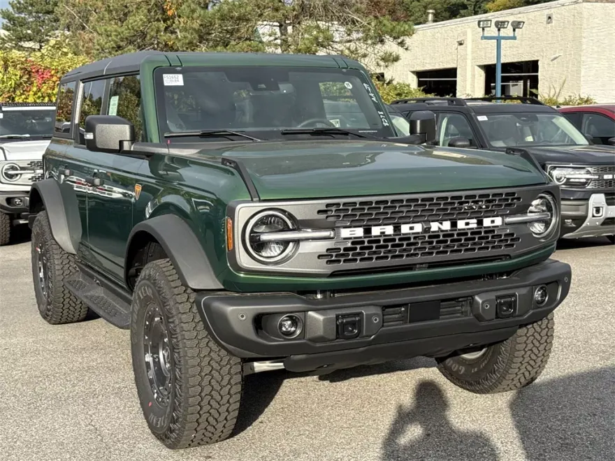 2025 Ford Bronco Badlands photo 1